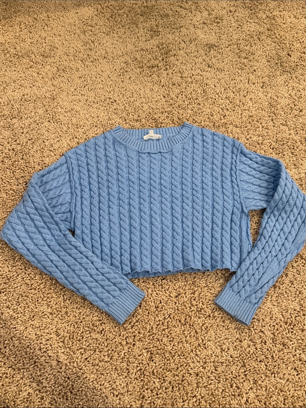 MIMOSA Cropped Cable-Knit Sweater - Light Blue